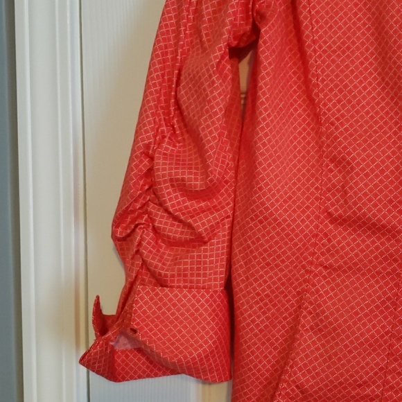 Very cool orange button down shirt - Picture 3 of 6